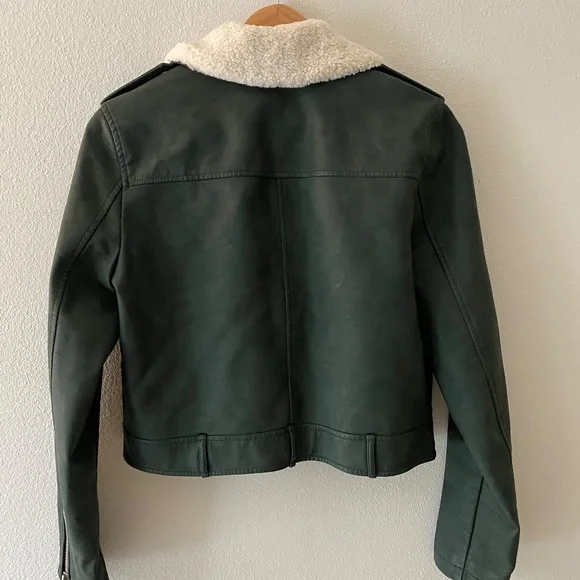 Levi's Sherpa-Trimmed Faux-Leather Moto Jacket MEDIUM - Picture 3 of 10